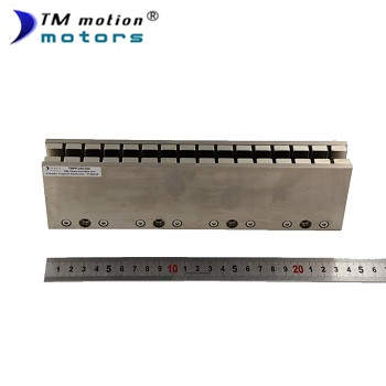 直線(xiàn)馬達(dá)激光雕刻提升汽車(chē)內(nèi)飾檔次